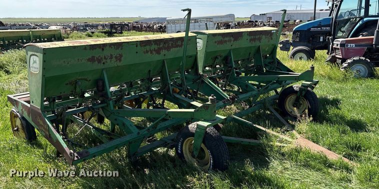 image for item DY2513 (2) John Deere grain drills