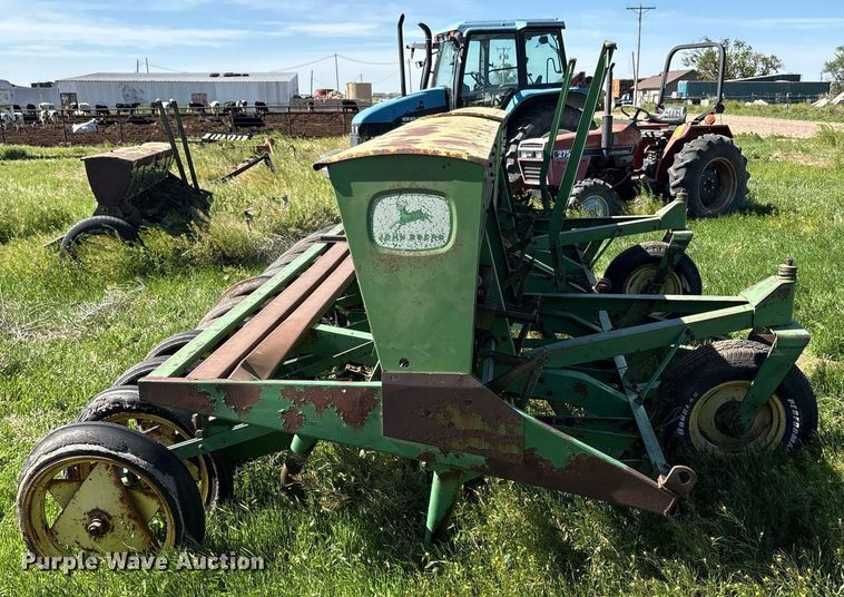 image for item DY2513 (2) John Deere grain drills