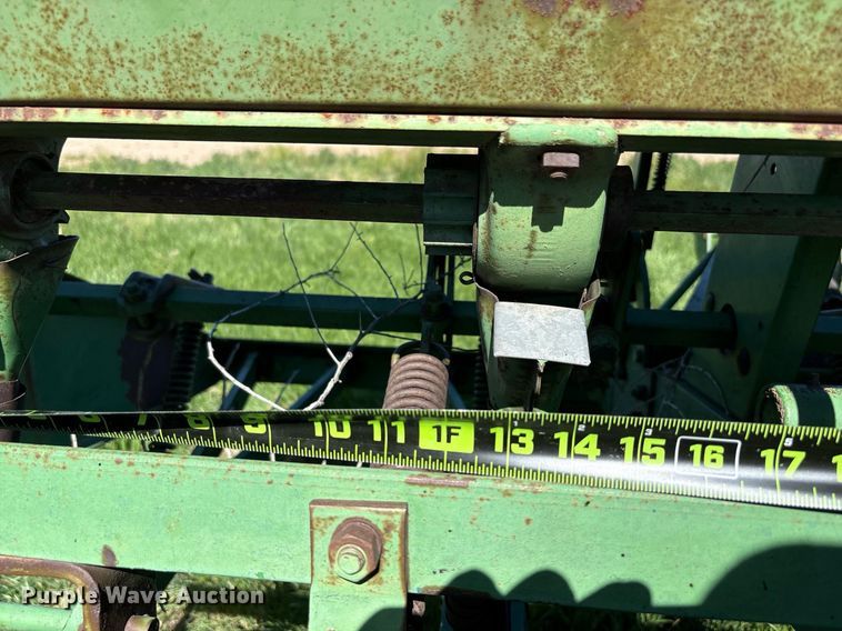 image for item DY2513 (2) John Deere grain drills