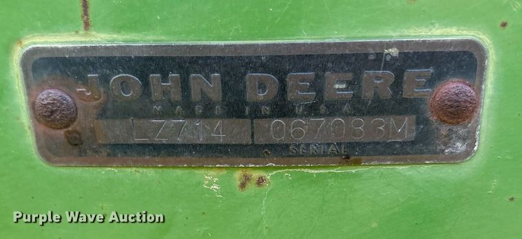 image for item DY2513 (2) John Deere grain drills