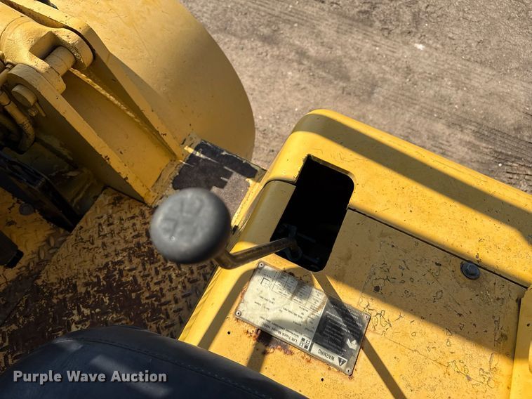 image for item DZ8484 2001 Hyster H80C forklift