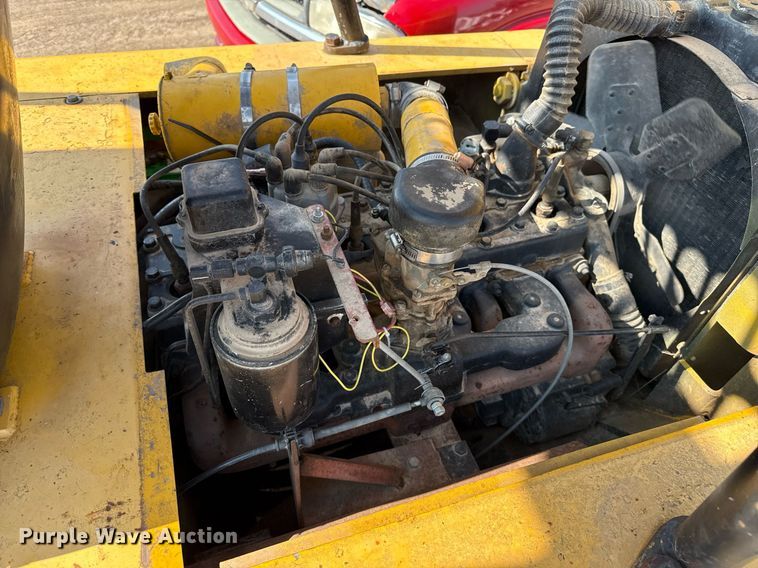 image for item DZ8484 2001 Hyster H80C forklift