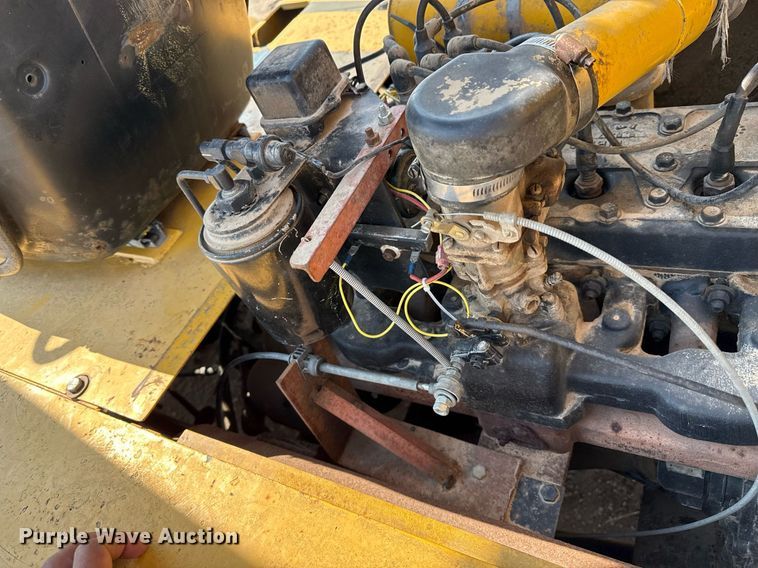 image for item DZ8484 2001 Hyster H80C forklift