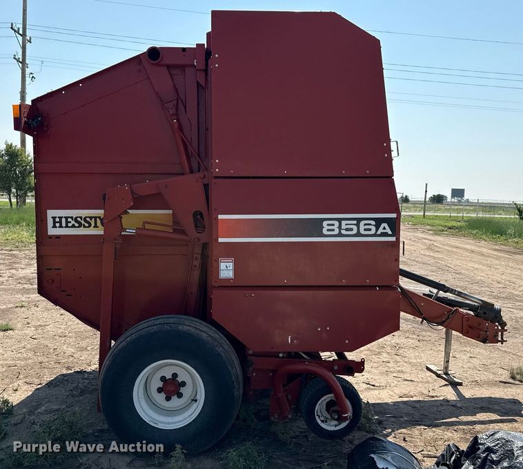 image for item DZ8485 2002 Hesston 856A round baler