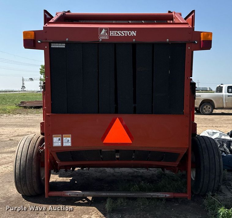 image for item DZ8485 2002 Hesston 856A round baler