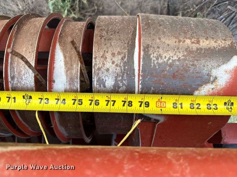 image for item DZ8485 2002 Hesston 856A round baler