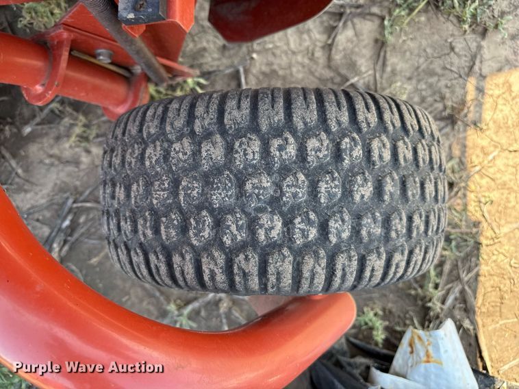 image for item DZ8485 2002 Hesston 856A round baler