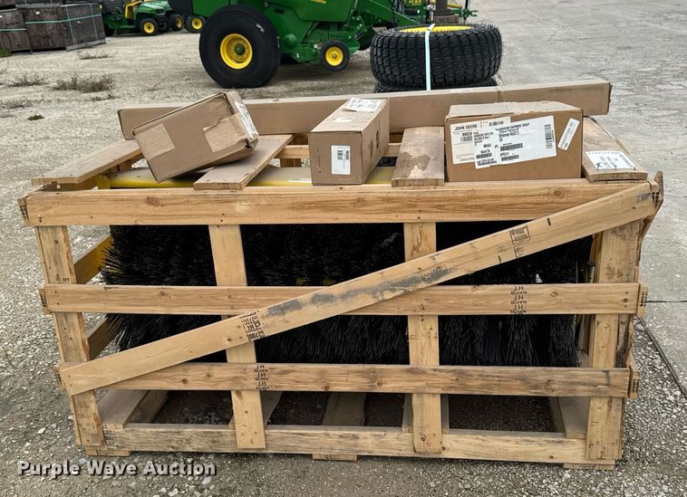 image for item EC7977 John Deere broom