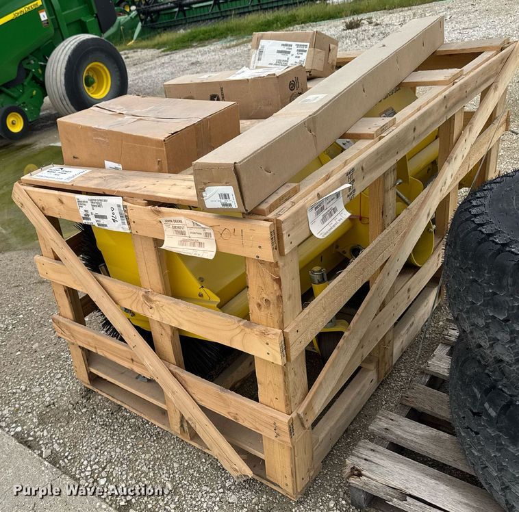 image for item EC7977 John Deere broom