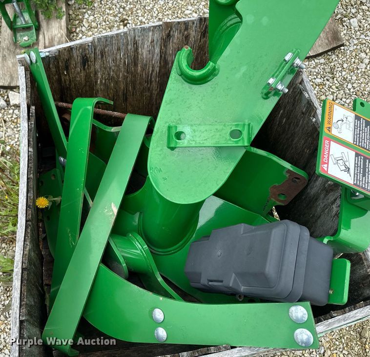 image for item EC7978 2017 John Deere H240 loader
