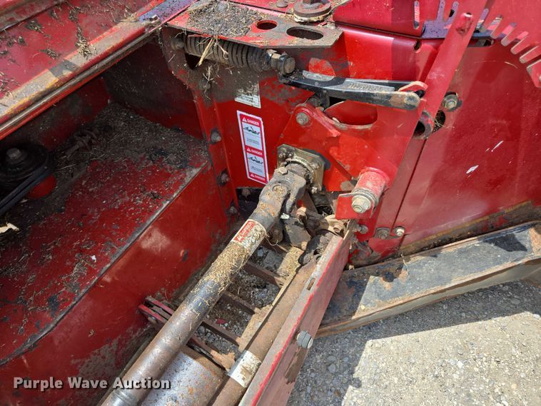 image for item ED2023 2009 MacDon M200 swather / windrower