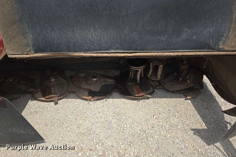 image for item ED2023 2009 MacDon M200 swather / windrower