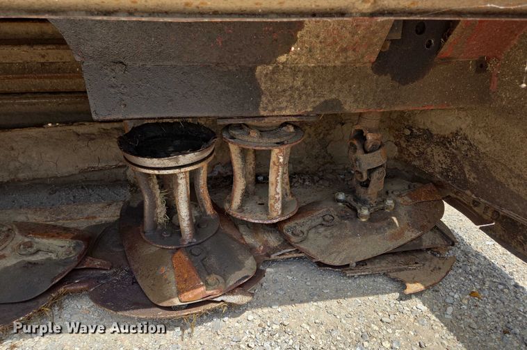 image for item ED2023 2009 MacDon M200 swather / windrower