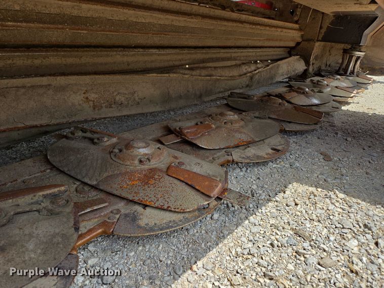 image for item ED2023 2009 MacDon M200 swather / windrower