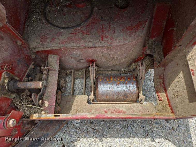 image for item ED2023 2009 MacDon M200 swather / windrower