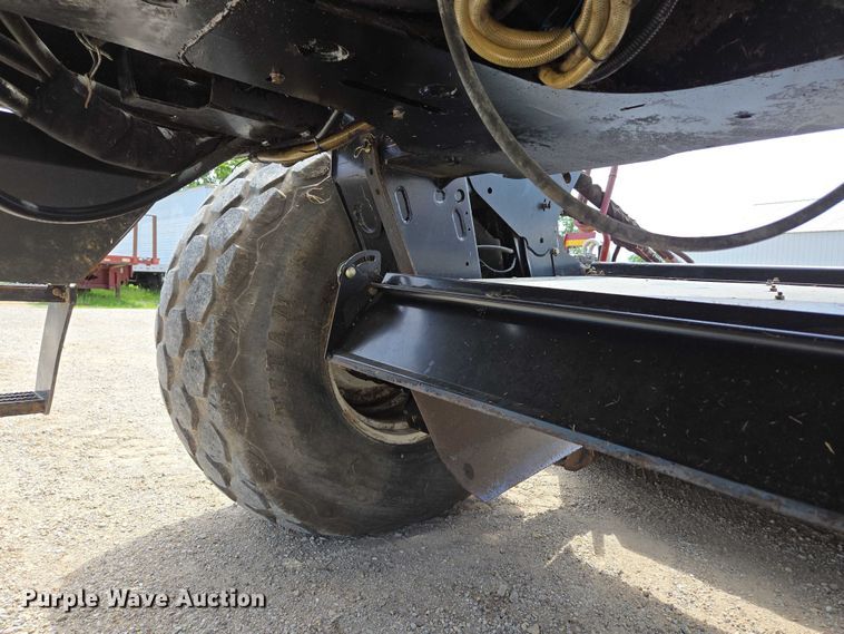 image for item ED2023 2009 MacDon M200 swather / windrower