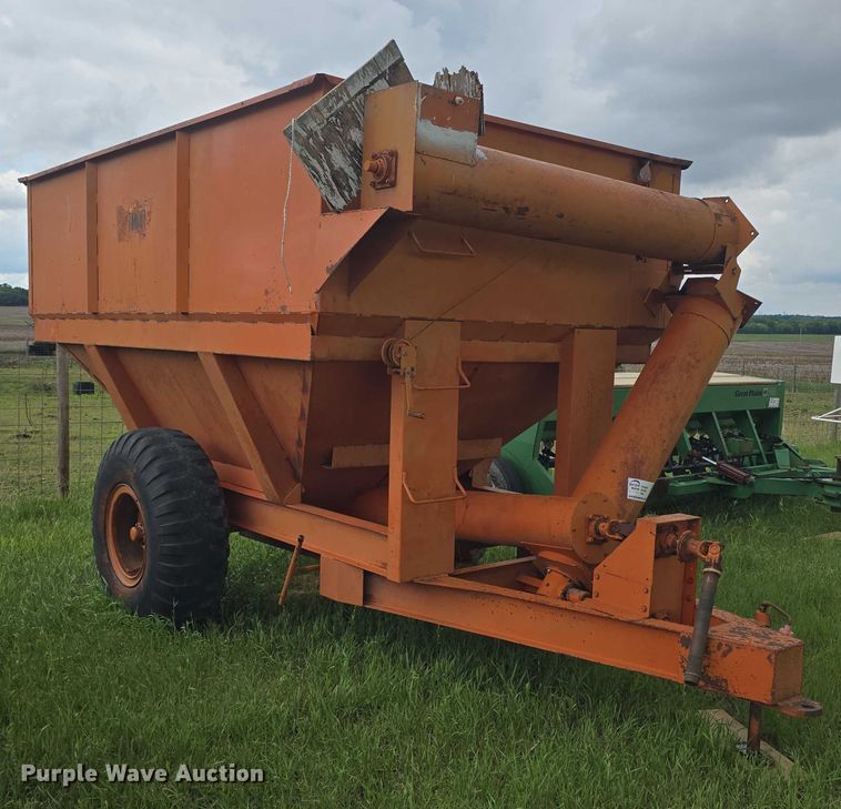 image for item EF3515 Wetmore grain cart