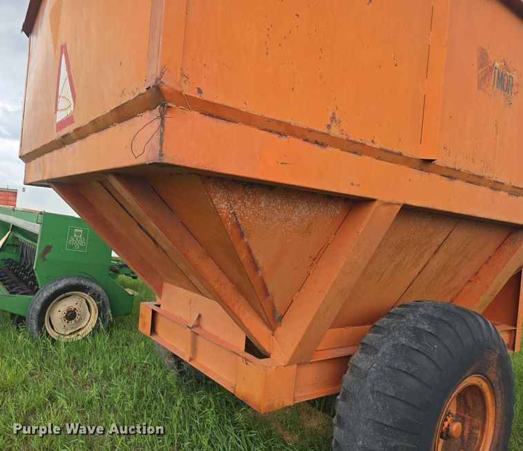 image for item EF3515 Wetmore grain cart