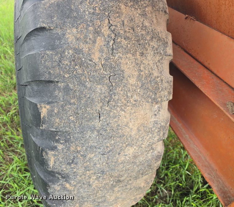 image for item EF3515 Wetmore grain cart