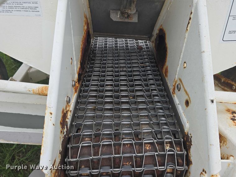 image for item EF3516 Dempster fertilizer tender