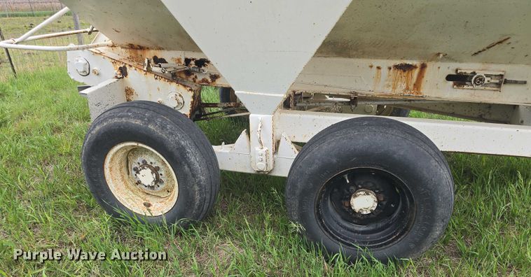 image for item EF3516 Dempster fertilizer tender