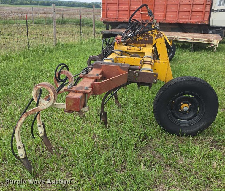 image for item EF3531 Cisco field cultivator
