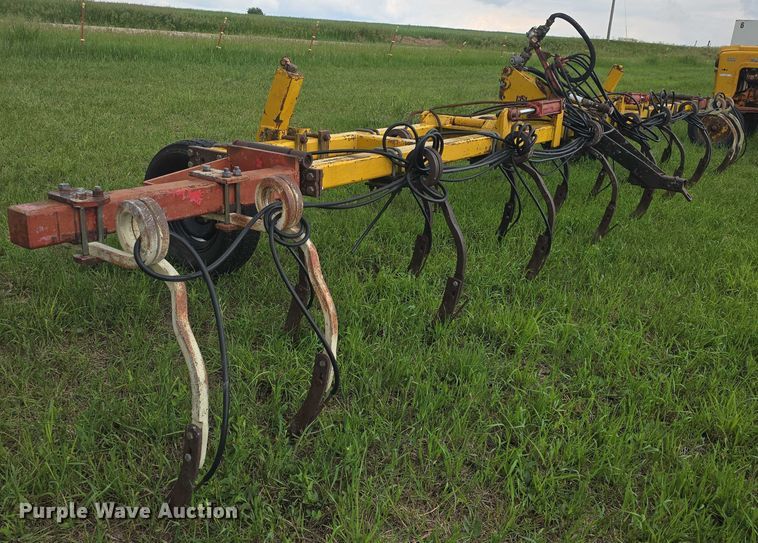 image for item EF3531 Cisco field cultivator