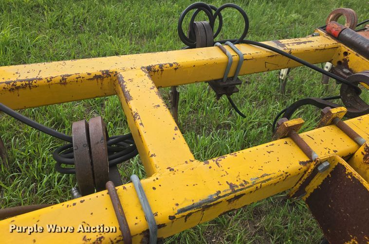 image for item EF3531 Cisco field cultivator