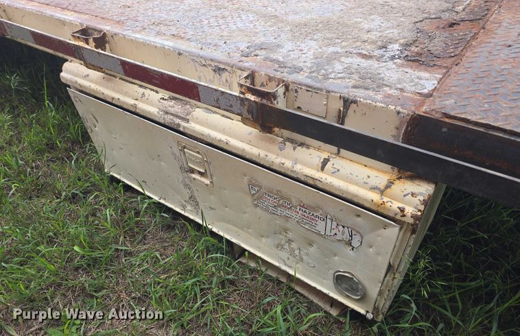 image for item EF3532 Reading flatbed