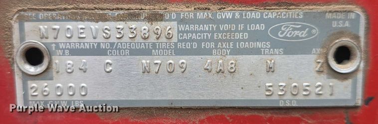 image for item EF3533 1973 Ford F700 grain truck