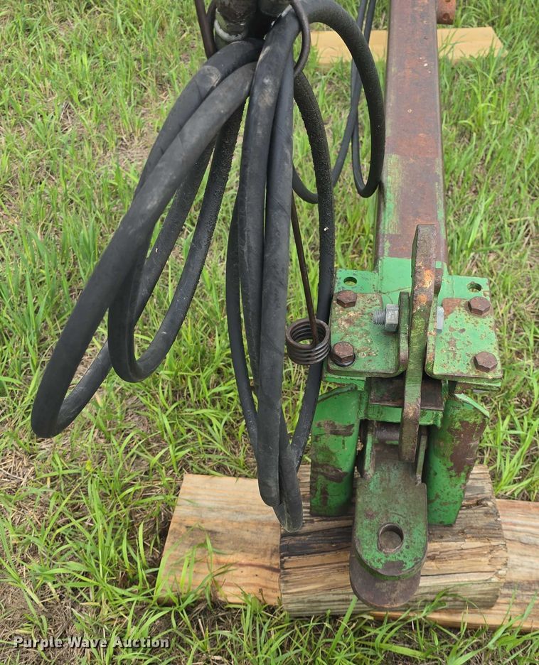 image for item EF3543 Great Plains Solid Stand 13 grain drill