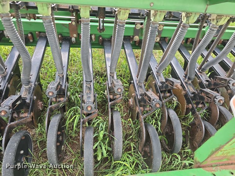 image for item EF3543 Great Plains Solid Stand 13 grain drill