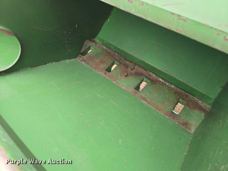 image for item EF3543 Great Plains Solid Stand 13 grain drill