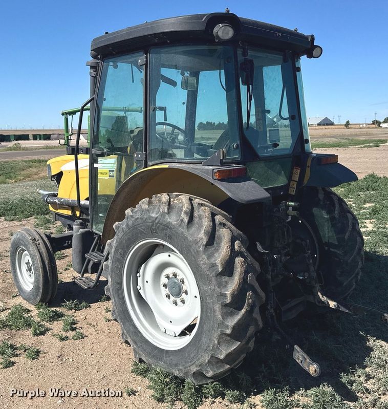 image for item EG6463 2007 Challenger MT345B tractor