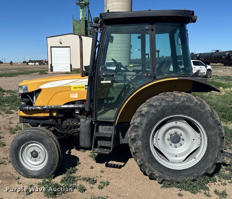 image for item EG6463 2007 Challenger MT345B tractor