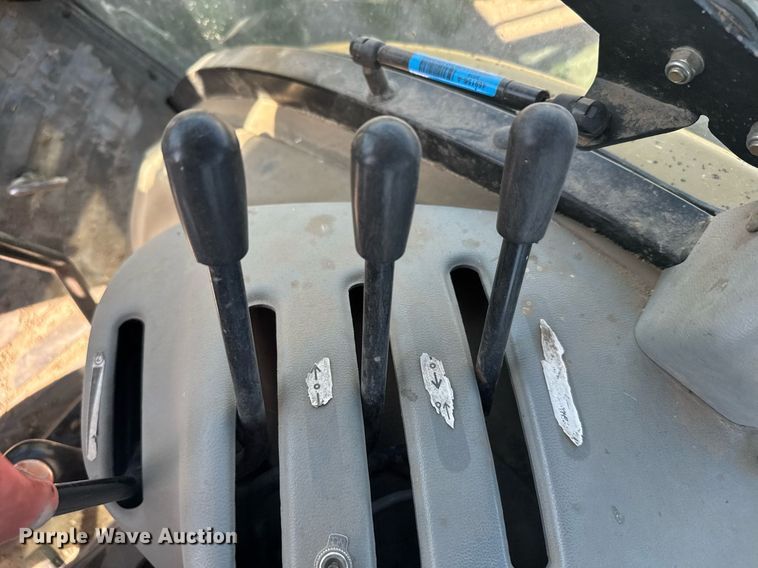 image for item EG6463 2007 Challenger MT345B tractor