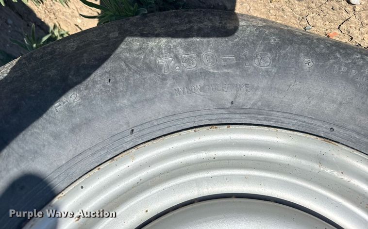 image for item EG6463 2007 Challenger MT345B tractor