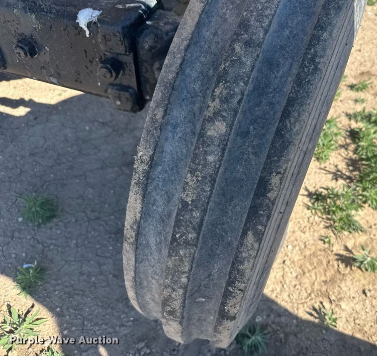 image for item EG6463 2007 Challenger MT345B tractor