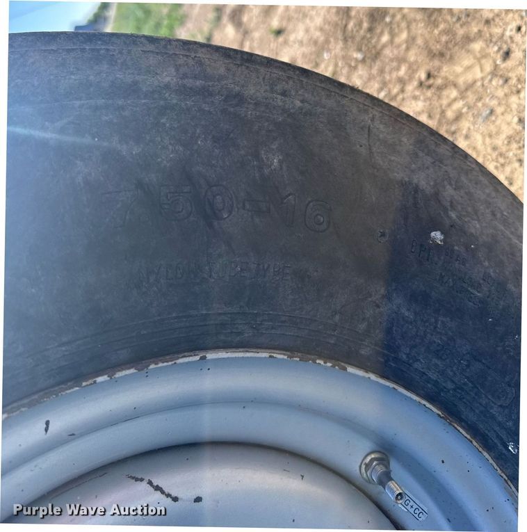 image for item EG6463 2007 Challenger MT345B tractor