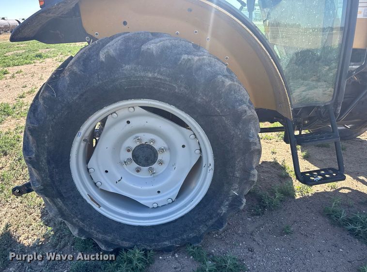 image for item EG6463 2007 Challenger MT345B tractor