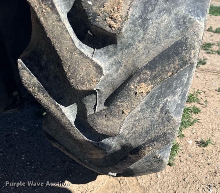 image for item EG6463 2007 Challenger MT345B tractor