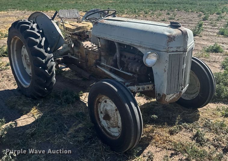 image for item EG6466 Ford 8N tractor