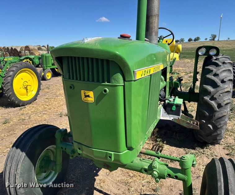 image for item EG6467 1961 John Deere 4010 tractor