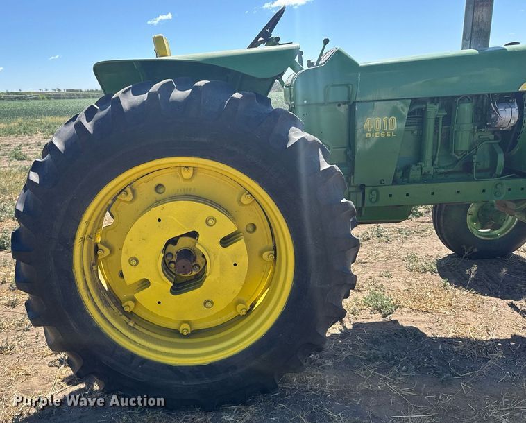 image for item EG6467 1961 John Deere 4010 tractor