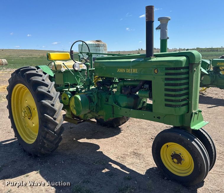 image for item EG6470 1947 John Deere G tractor