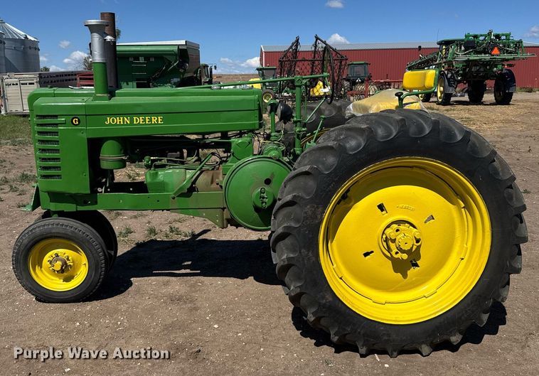image for item EG6470 1947 John Deere G tractor