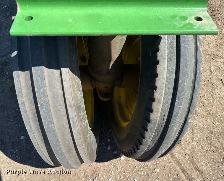 image for item EG6470 1947 John Deere G tractor