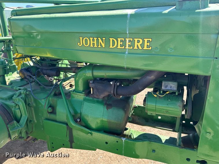 image for item EG6470 1947 John Deere G tractor