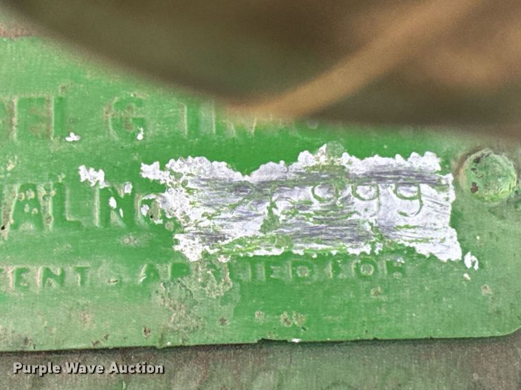 image for item EG6470 1947 John Deere G tractor