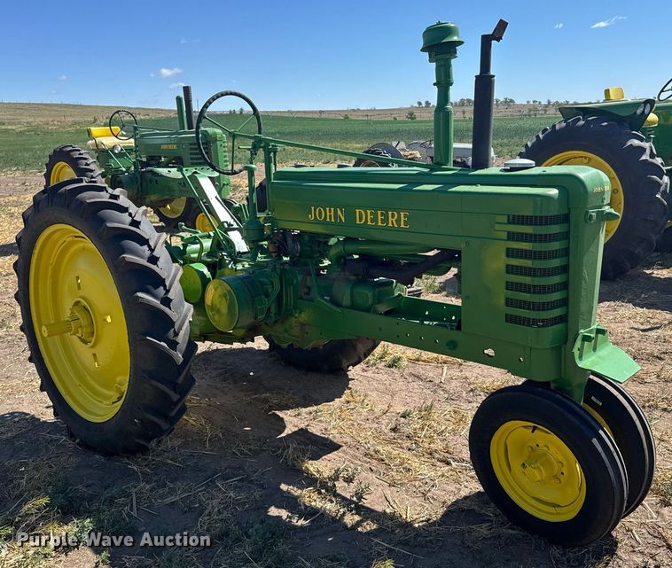 image for item EG6471 1941 John Deere B tractor